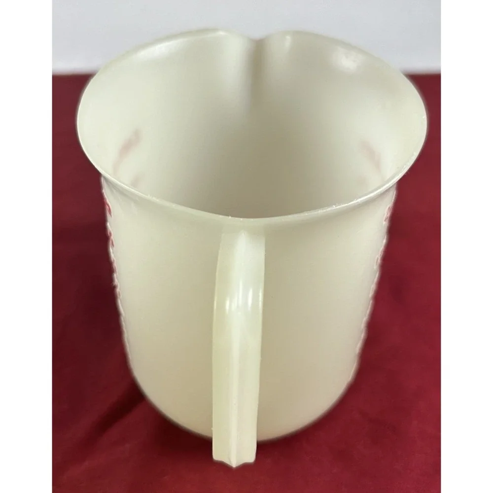 Vtg Tupperware 2 Cup 16 Oz Measuring Cup Pitcher 134 Raised Red Lettering *READ*